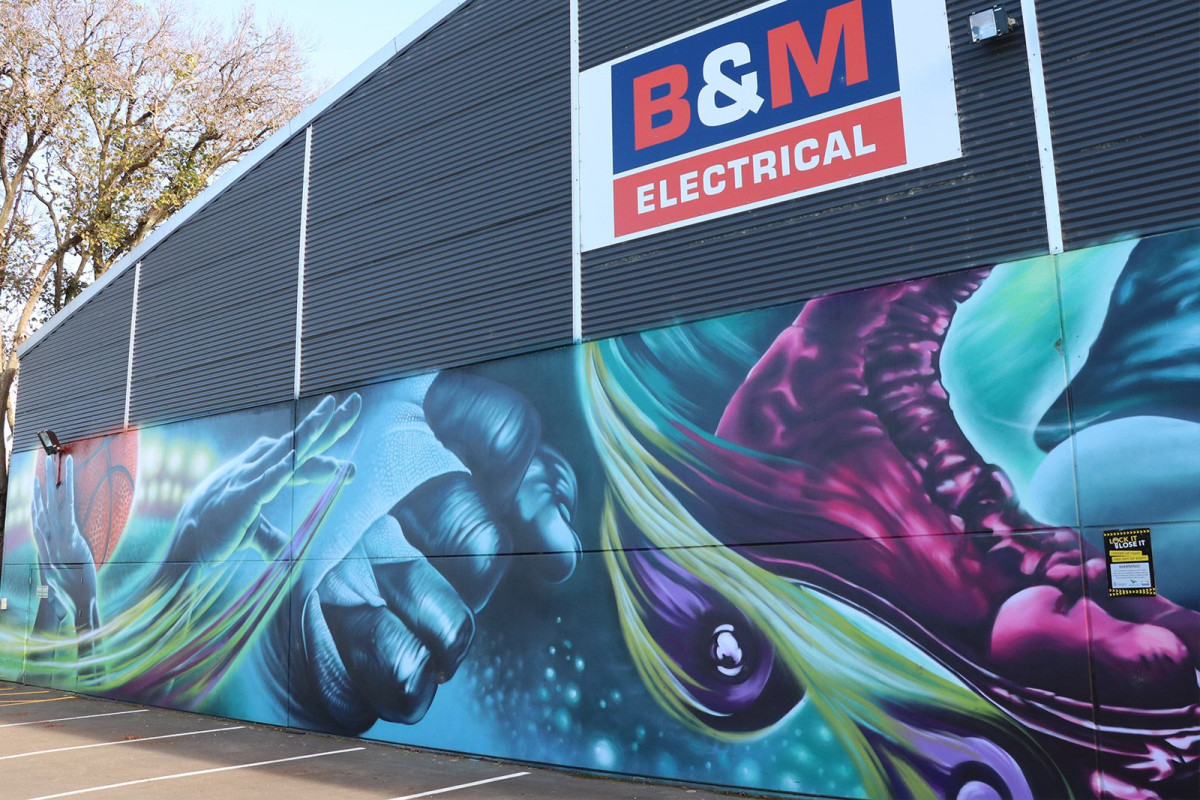 BandM centre mural